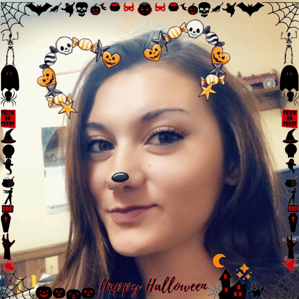 Meet your Posher, Brooke